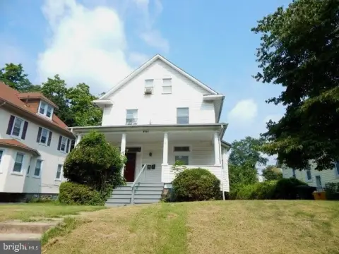Renovated Detached Triplex