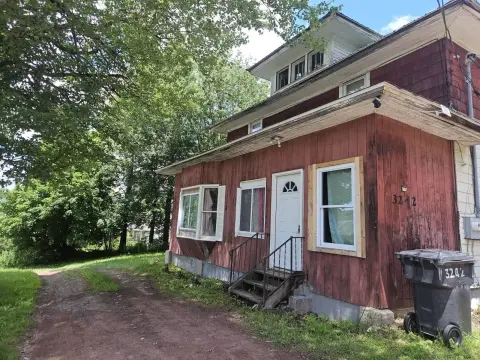 Newly Renovated Triplex