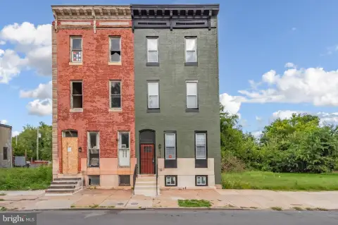 Renovated Duplex with Dual Kitchens