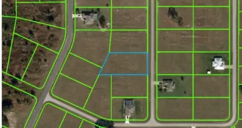 Residential Land in Sebring, FL