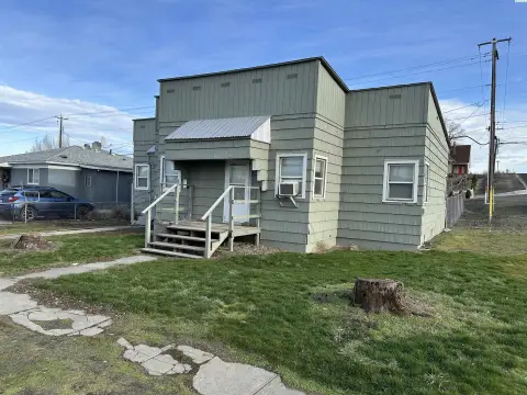 Two-Unit Duplex with Fenced Yard
