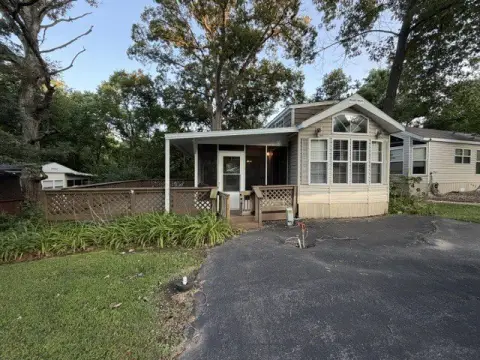 Mobile Home Park Model with Double Loft
