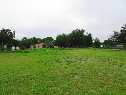 Half Acre Lot Near Granbury