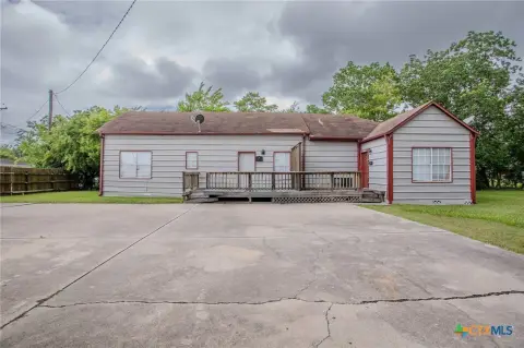 Two-Unit Residential Income Duplex