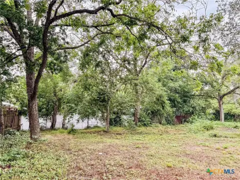 Residential Lot in Gonzales