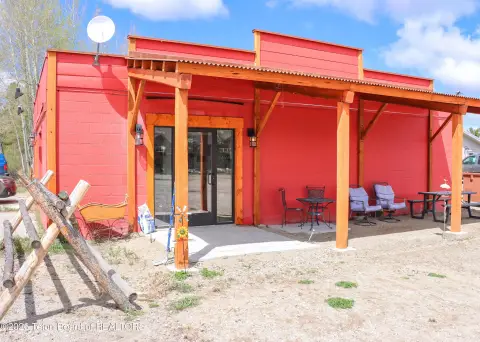 Updated Restaurant with Walk-In Cooler
