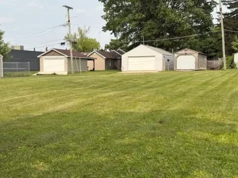 Commercial Land with Auto Shop