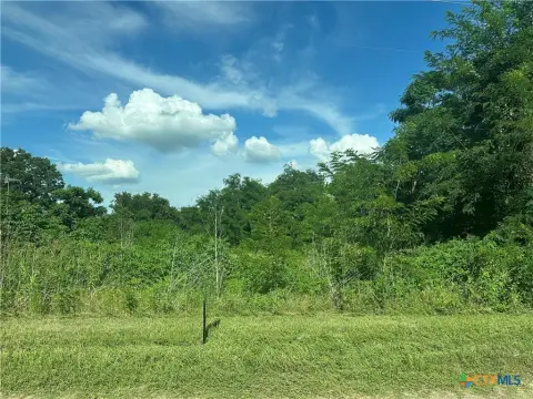 One Acre Parcel Near Shopping