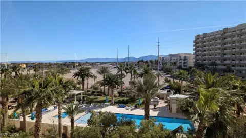 Furnished Condo Near Las Vegas Strip
