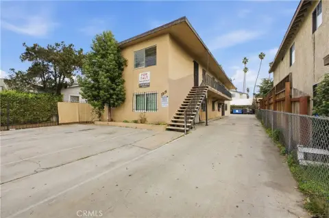 Multifamily Investment Opportunity in Los Angeles