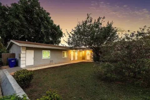 Restored Multifamily Building in Pompano