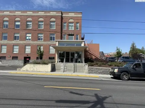 Multi-Office Building