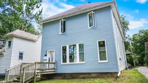 Updated 8-Bedroom Duplex