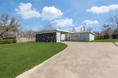 Updated Duplex in Wedgwood Community