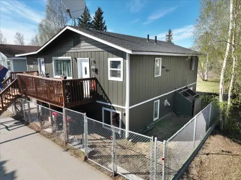 Updated Duplex Near Ft. Wainwright