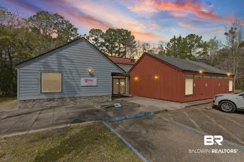 Flexible Multi-Suite Office Building