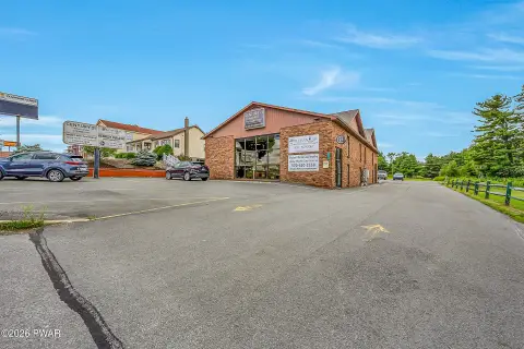 Commercial Building on Golden Mile