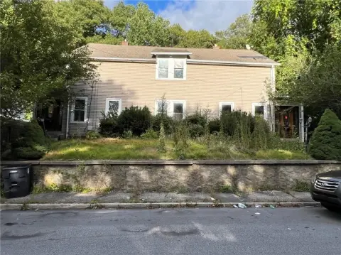 2-Unit Duplex with Yard