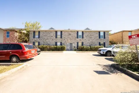 San Antonio Fourplex: Income Property