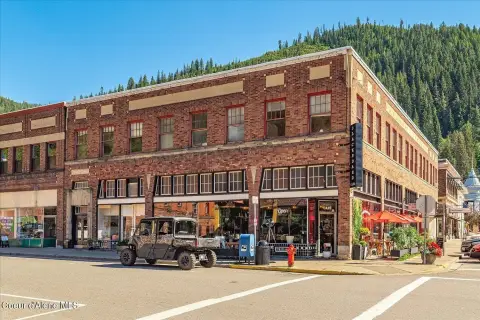 Mixed-Use Property with Retail Space