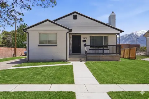 Non-Conforming Duplex with Income Potential
