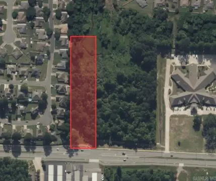 Level Commercial Land