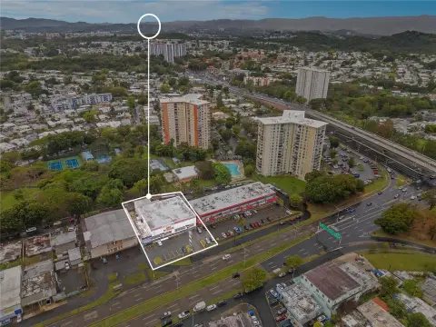 Avenida 65 Retail Investment Opportunity