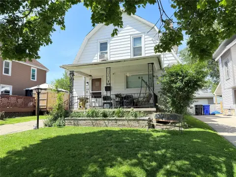 Single-Family Rental Home with Tenant