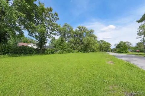 Residential Lot in East St. Louis