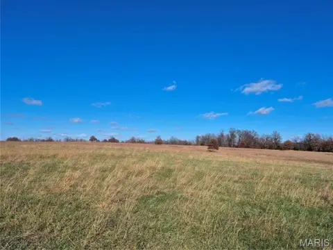 Versatile 11-Acre Callaway County Property