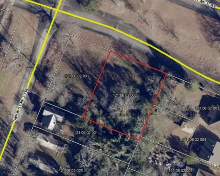 Residential Corner Lot in Aiken