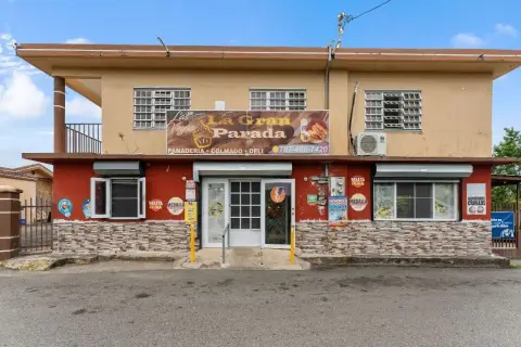Mixed-Use Property with Bakery Space
