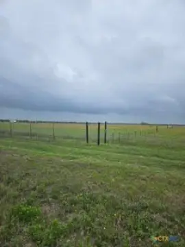 Unrestricted Fenced Hunting & Livestock Land