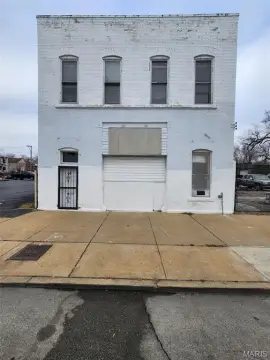 St. Louis Commercial Building Opportunity