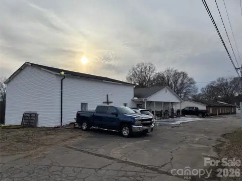 Grover Commercial Property with Potential