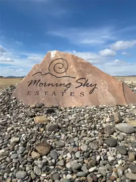 Land with Mountain Views