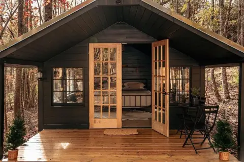 Income-Generating Spartanburg Acreage