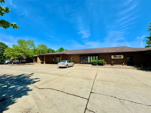 Professional Office Building with Suites