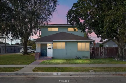 Income-Producing Duplex in Bakersfield