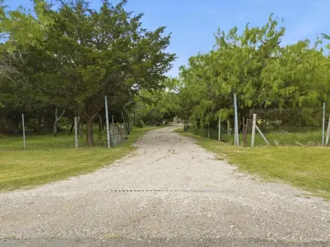 10 Acres in Royse City