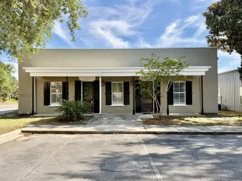 Two-Suite Flex Industrial Property