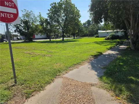 Waterfront Commercial Lot