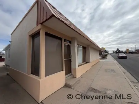 Updated Office Space in Cheyenne
