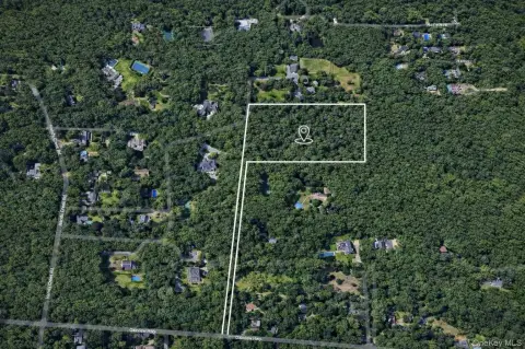 East Hampton Acreage Homesite