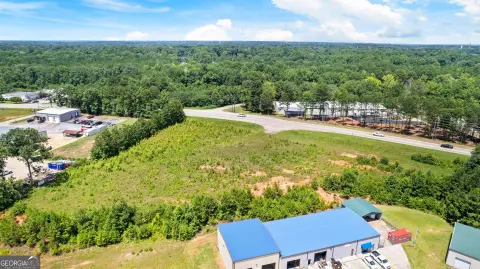 Level Commercial Land