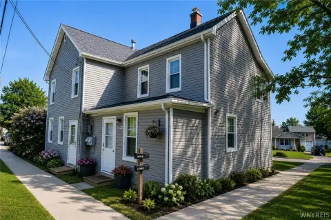 Updated Duplex in Lancaster Village