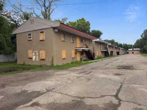 58-Unit Apartment Complex