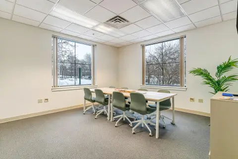 Corner Office Unit