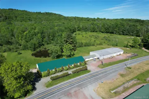Clear-Span Warehouse Buildings