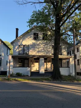 Renovated Fully Furnished Short-Term Rental